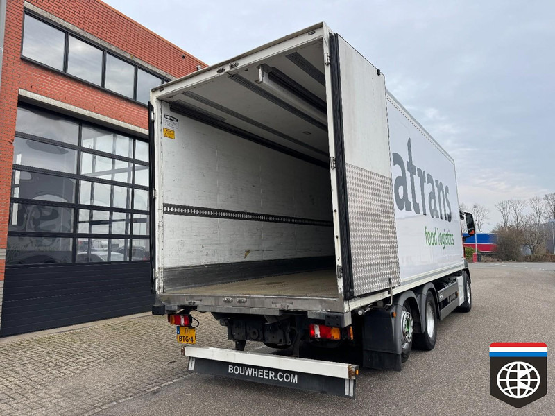 MAN TGS 26 440 SCHMITZ + THERMO KING - RETARDER - 6X2 - Refrigerator truck: picture 5 MAN TGS 26 440 SCHMITZ + THERMO KING - RETARDER - 6X2 - Refrigerator truck: picture 5