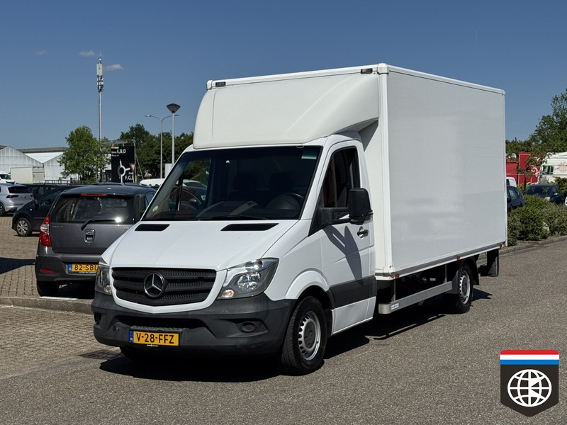 Mercedes-Benz Sprinter 316 CDI 1000kg load capacity - box - tailf lift - Closed box van: picture 2 Mercedes-Benz Sprinter 316 CDI 1000kg load capacity - box - tailf lift - Closed box van: picture 2