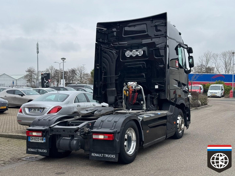 Renault T 520 Full spoiler - 2x tank - Alu wheels - T HIGH - super condition! - Tractor unit: picture 4 Renault T 520 Full spoiler - 2x tank - Alu wheels - T HIGH - super condition! - Tractor unit: picture 4