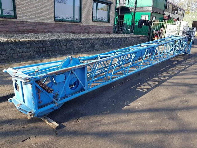Krupp KMK 4070 - Crane: picture 1 Krupp KMK 4070 - Crane: picture 1