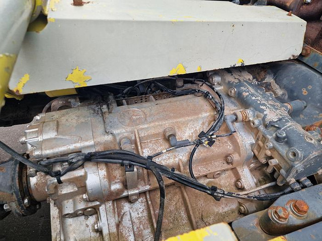 Concrete mixer truck Mercedes-Benz 2527 B 6X4: picture 17 Concrete mixer truck Mercedes-Benz 2527 B 6X4: picture 17