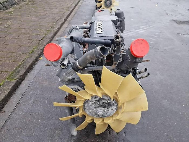 PACCAR MX340.U1 - Spare parts: picture 5 PACCAR MX340.U1 - Spare parts: picture 5