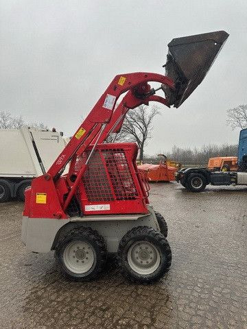 Bobcat S 130, S.W.S., 3. Steuerkreis, Div. Anbaugeräte - Skid steer loader: picture 3 Bobcat S 130, S.W.S., 3. Steuerkreis, Div. Anbaugeräte - Skid steer loader: picture 3