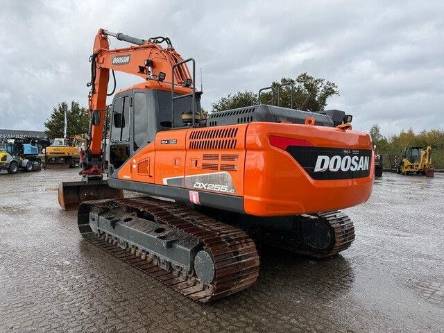 Doosan DX 255 LC-5, Rototilt,Div. Löffel,Greifer+Hammer - Crawler excavator: picture 3 Doosan DX 255 LC-5, Rototilt,Div. Löffel,Greifer+Hammer - Crawler excavator: picture 3