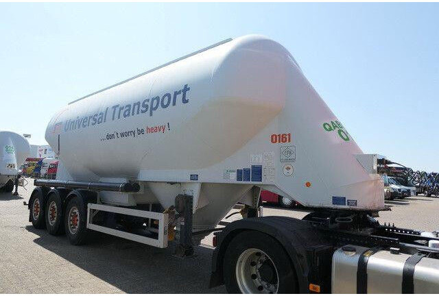 Feldbinder EUT 37.5, 1 Kammer, Luft-Lift, 27m³, SAF-Achsen - Tanker semi-trailer: picture 2 Feldbinder EUT 37.5, 1 Kammer, Luft-Lift, 27m³, SAF-Achsen - Tanker semi-trailer: picture 2