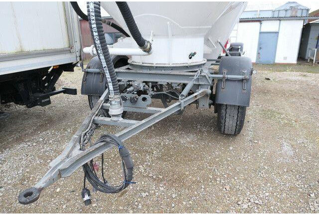 Feldbinder H.EUT 31.2, 31m³, 3 Domdeckel, Alu-Felgen, Luft - Tanker trailer: picture 2 Feldbinder H.EUT 31.2, 31m³, 3 Domdeckel, Alu-Felgen, Luft - Tanker trailer: picture 2