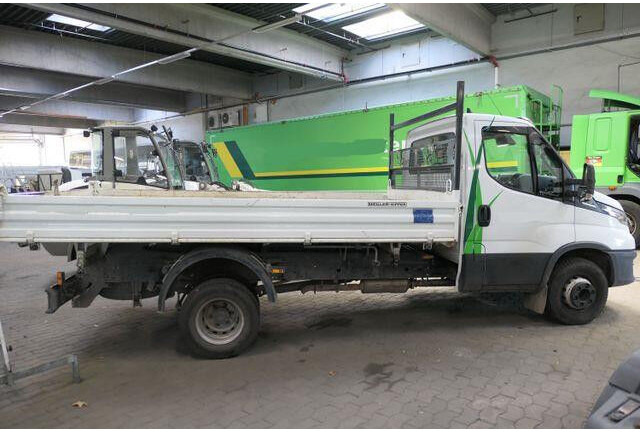 Iveco 70C18 HI-MATIC 4x2, Meiller, 2x AHK, Klima - Tipper: picture 3 Iveco 70C18 HI-MATIC 4x2, Meiller, 2x AHK, Klima - Tipper: picture 3