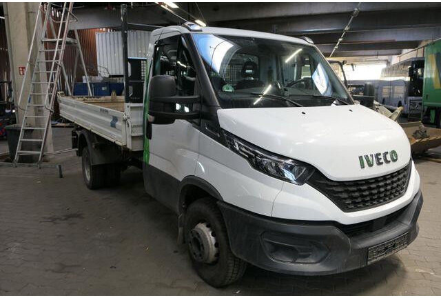 Iveco 70C18 HI-MATIC 4x2, Meiller, 2x AHK, Klima - Tipper: picture 2 Iveco 70C18 HI-MATIC 4x2, Meiller, 2x AHK, Klima - Tipper: picture 2