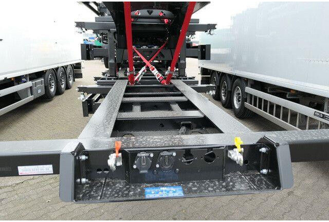 Kögel S24-2, ADR, 2x Lift, 20/30/40 Fuß Container, SAF - Low loader semi-trailer: picture 5 Kögel S24-2, ADR, 2x Lift, 20/30/40 Fuß Container, SAF - Low loader semi-trailer: picture 5