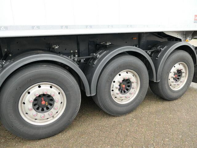 Langendorf SKA 24/30, Alu, 50m³, Luft-Lift, SAF, Alu-Beine - Tipper semi-trailer: picture 4 Langendorf SKA 24/30, Alu, 50m³, Luft-Lift, SAF, Alu-Beine - Tipper semi-trailer: picture 4
