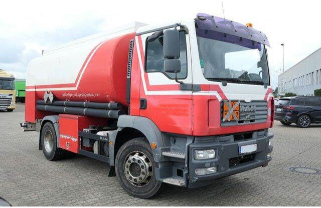 MAN 18.280 TGM, 14m³, 3 Kammern, 2x Schlauchtrommel - Tanker truck: picture 4 MAN 18.280 TGM, 14m³, 3 Kammern, 2x Schlauchtrommel - Tanker truck: picture 4