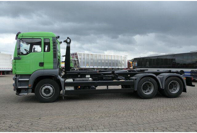 MAN 26.390 TGA BL 6x4, VDL S-21 6200, AHK, Klima - Hook lift truck: picture 4 MAN 26.390 TGA BL 6x4, VDL S-21 6200, AHK, Klima - Hook lift truck: picture 4