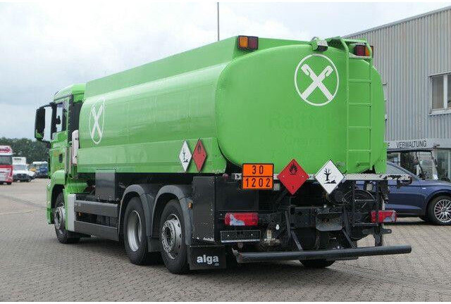 MAN 26.400 TGS 6x2, Esterer, Unten- u. Obenbefüllung - Tanker truck: picture 5 MAN 26.400 TGS 6x2, Esterer, Unten- u. Obenbefüllung - Tanker truck: picture 5