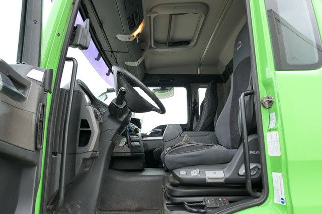 Tanker truck MAN 26.400 TGS 6x2, Esterer, Unten- u. Obenbefüllung: picture 12
