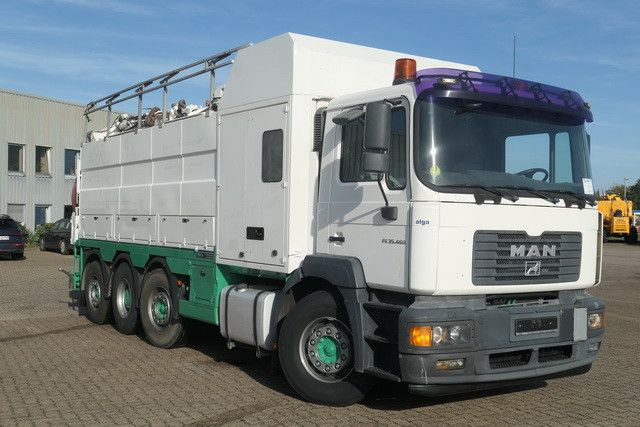 MAN 35.464 FVNLC 8x2, Müller-Fatmaster, Saugaufbau - Vacuum truck: picture 4 MAN 35.464 FVNLC 8x2, Müller-Fatmaster, Saugaufbau - Vacuum truck: picture 4