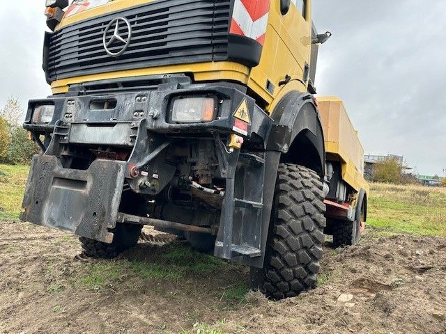 Mercedes-Benz 1838 AK 4x4, Allrad, Einzelbereifung, Wenig KM - Road sweeper: picture 2 Mercedes-Benz 1838 AK 4x4, Allrad, Einzelbereifung, Wenig KM - Road sweeper: picture 2
