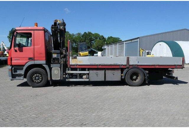 Mercedes-Benz 1844 L Actros 4x2, Hiab 144E-3, Funk, Voll-Luft - Dropside/ Flatbed truck: picture 2 Mercedes-Benz 1844 L Actros 4x2, Hiab 144E-3, Funk, Voll-Luft - Dropside/ Flatbed truck: picture 2