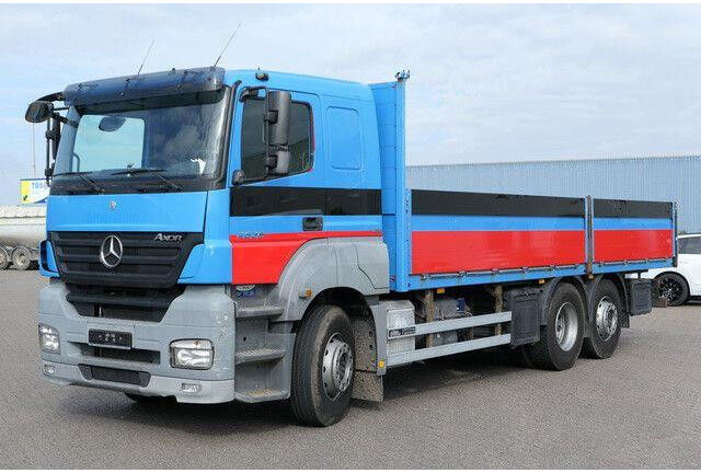 Mercedes-Benz 2536 L Axor 6x2, Gerüstbau, Liftachse, AHK,Klima - Dropside/ Flatbed truck: picture 4 Mercedes-Benz 2536 L Axor 6x2, Gerüstbau, Liftachse, AHK,Klima - Dropside/ Flatbed truck: picture 4