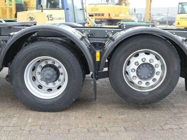 Mercedes-Benz 2546 L 6x2, MP4, 2x Schlafliege, Bullfänger, AC - Cab chassis truck: picture 3 Mercedes-Benz 2546 L 6x2, MP4, 2x Schlafliege, Bullfänger, AC - Cab chassis truck: picture 3