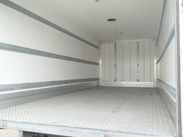 Mercedes-Benz 816 Atego, LBW, Isokoffer, Klima, 6.180mm lang - Box truck: picture 4 Mercedes-Benz 816 Atego, LBW, Isokoffer, Klima, 6.180mm lang - Box truck: picture 4