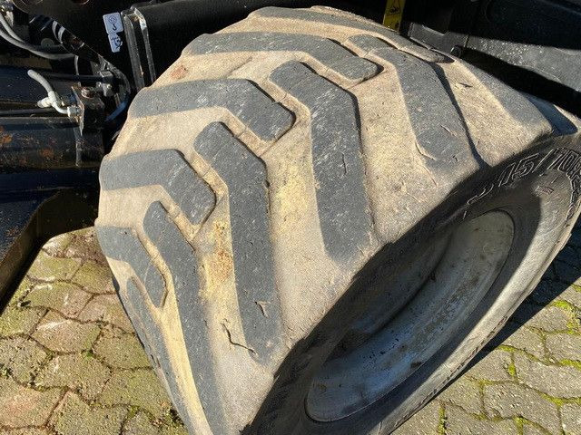 Terex TW 110, Verstellausleger, Pratzenabstützung - Wheel excavator: picture 4 Terex TW 110, Verstellausleger, Pratzenabstützung - Wheel excavator: picture 4