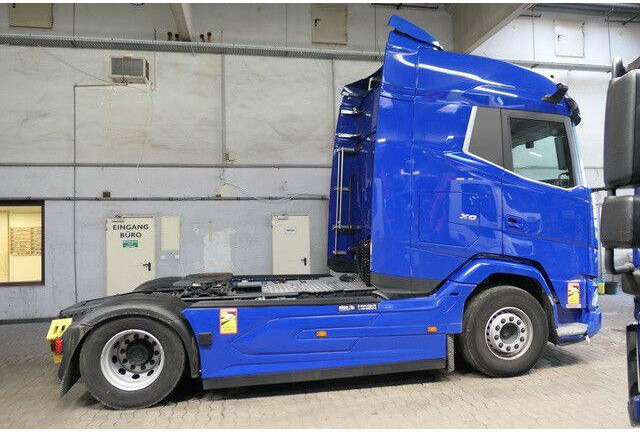 DAF XG+ 480 FT 4x2, 2x Tank, Standheizung, Klima - Tractor unit: picture 2 DAF XG+ 480 FT 4x2, 2x Tank, Standheizung, Klima - Tractor unit: picture 2