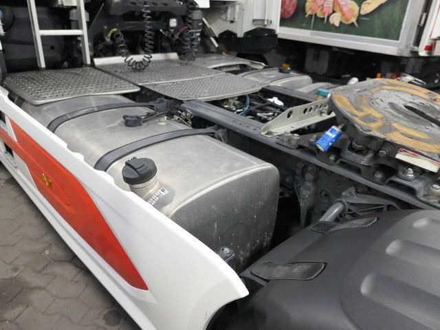 DAF XG 530 FT 4x2, Hydr., Klima, Alu-Felgen,Intarder - Tractor unit: picture 5 DAF XG 530 FT 4x2, Hydr., Klima, Alu-Felgen,Intarder - Tractor unit: picture 5