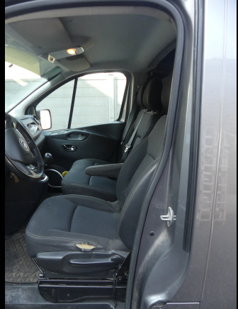 Camionnette Opel Vivaro (2018-122.114 km-VIN:WOVF7G60XJV634111) - Car: picture 5 Camionnette Opel Vivaro (2018-122.114 km-VIN:WOVF7G60XJV634111) - Car: picture 5