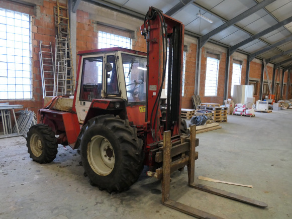 Chariot élévateur Manitou 4RM30N - Rough terrain forklift: picture 1 Chariot élévateur Manitou 4RM30N - Rough terrain forklift: picture 1