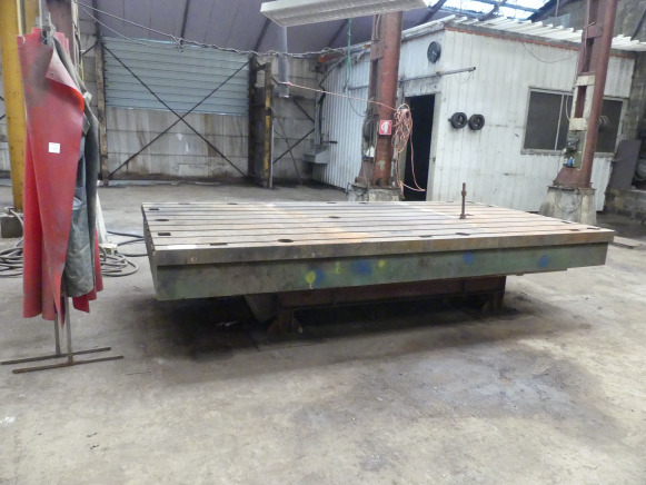 Table de soudure - Metalworking machinery: picture 1 Table de soudure - Metalworking machinery: picture 1