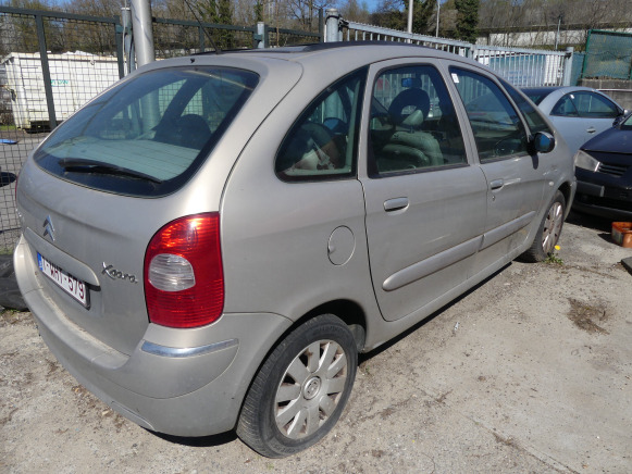 Voiture (saisie sur voirie) Citroen Xsara Picasso - Car: picture 1 Voiture (saisie sur voirie) Citroen Xsara Picasso - Car: picture 1