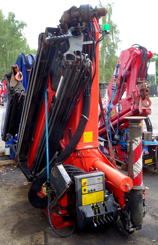 PALFINGER PK 20001 K C crane, year 2015, remote control, extra functions - Truck mounted crane: picture 4 PALFINGER PK 20001 K C crane, year 2015, remote control, extra functions - Truck mounted crane: picture 4