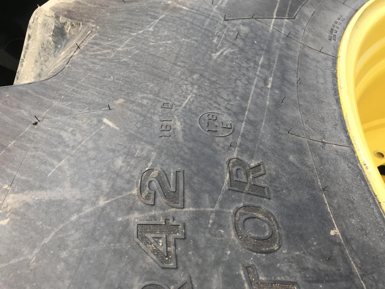 Bridgestone 710/75R42 - Tire for Agricultural machinery: picture 3 Bridgestone 710/75R42 - Tire for Agricultural machinery: picture 3