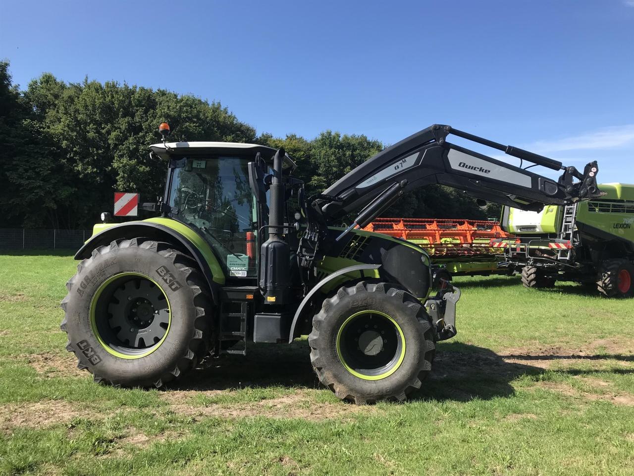 CLAAS Arion 660 - Farm tractor: picture 2 CLAAS Arion 660 - Farm tractor: picture 2