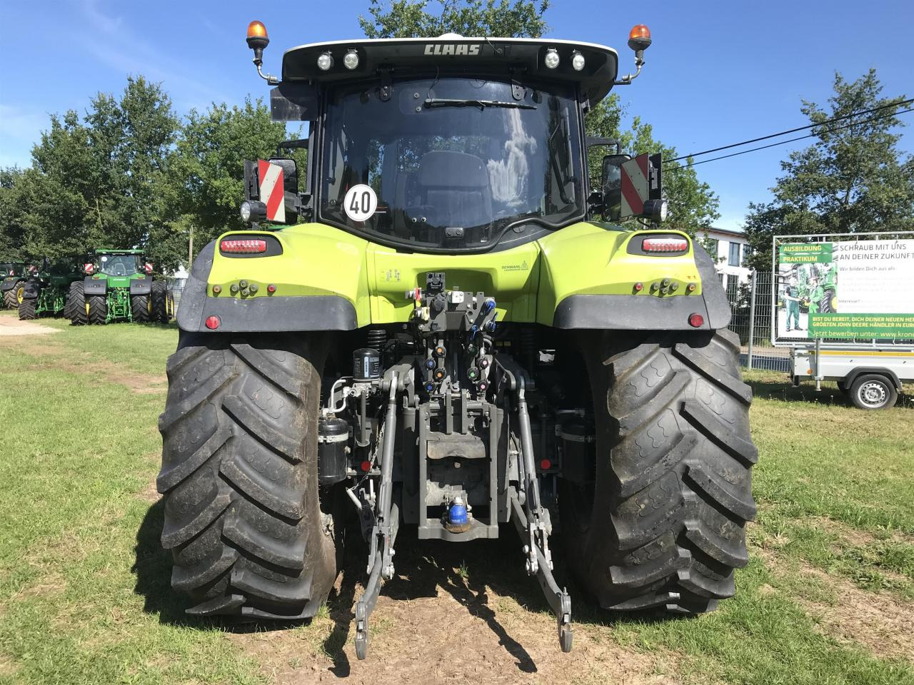 CLAAS Arion 660 - Farm tractor: picture 3 CLAAS Arion 660 - Farm tractor: picture 3