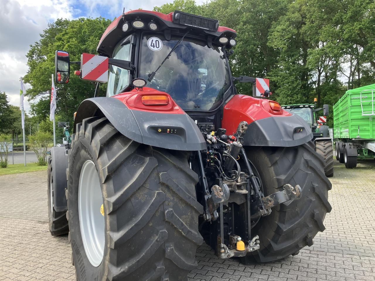 Case-IH Optum 270 CVX - Farm tractor: picture 3 Case-IH Optum 270 CVX - Farm tractor: picture 3