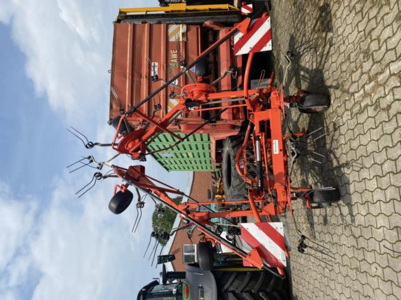 Fella TH 800 - Tedder/ Rake: picture 4 Fella TH 800 - Tedder/ Rake: picture 4