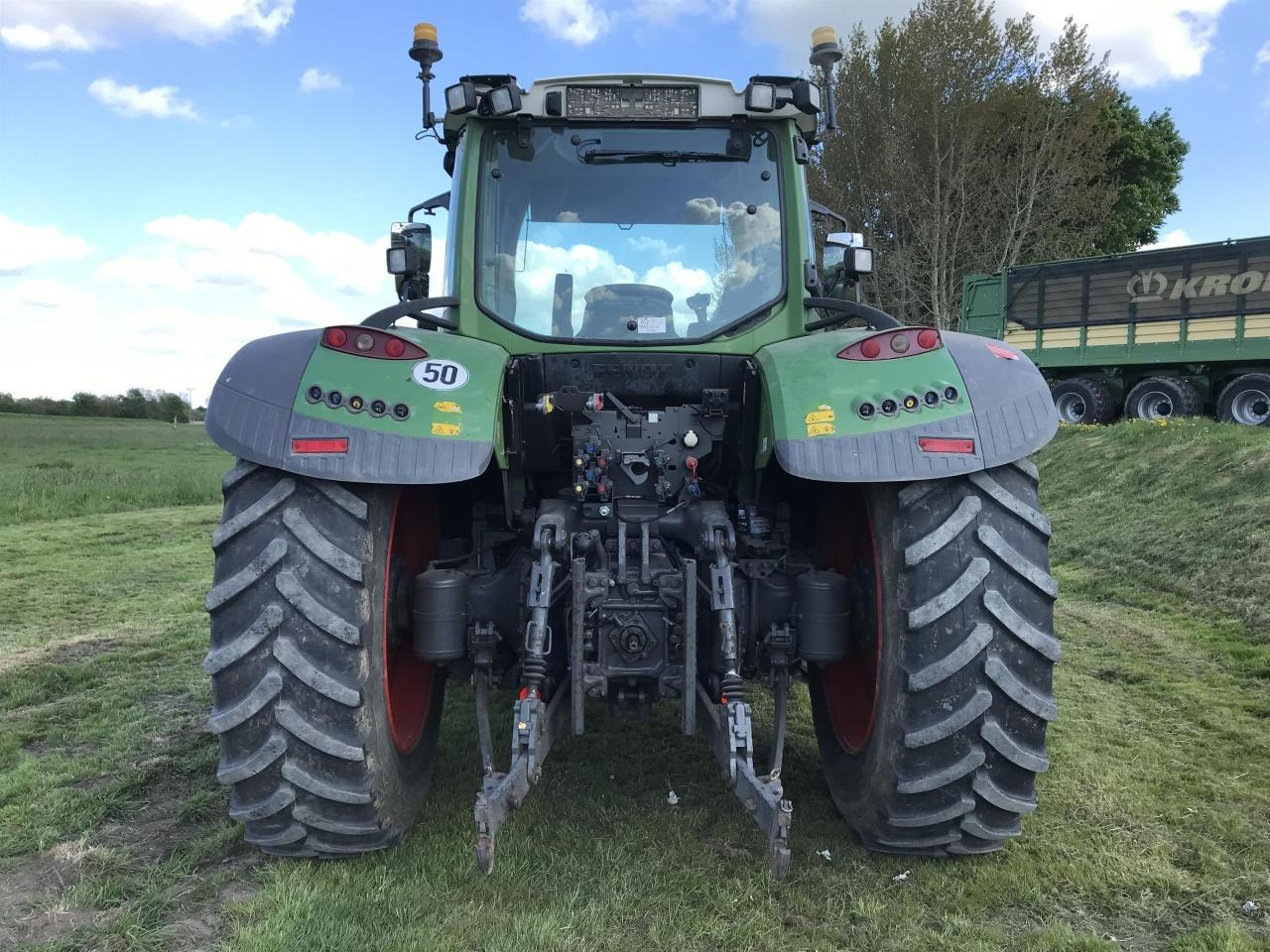 Fendt 724 Vario - Farm tractor: picture 5 Fendt 724 Vario - Farm tractor: picture 5