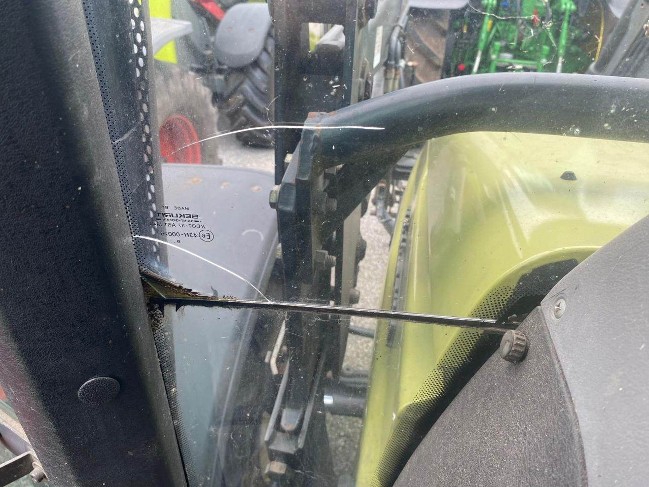 Hürlimann XT 909 - Farm tractor: picture 2 Hürlimann XT 909 - Farm tractor: picture 2