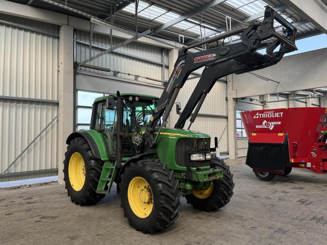 John Deere 6620 PREMIUM - Farm tractor: picture 1 John Deere 6620 PREMIUM - Farm tractor: picture 1
