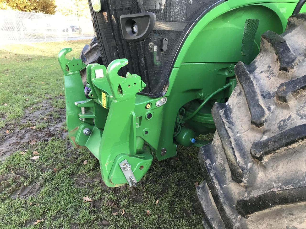John Deere 7R 310 - Farm tractor: picture 4 John Deere 7R 310 - Farm tractor: picture 4