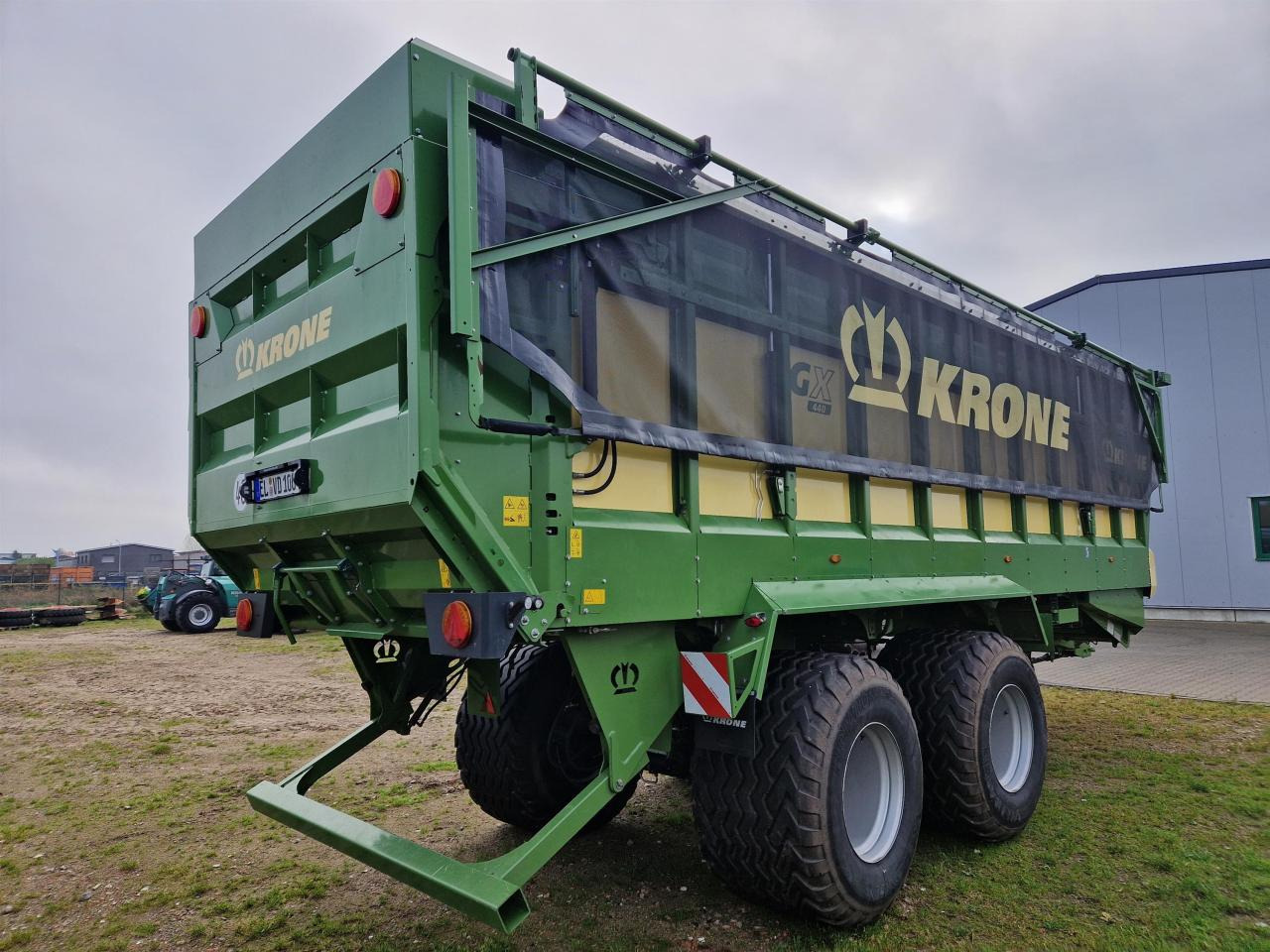 Krone GX 440 - Farm tipping trailer/ Dumper: picture 4 Krone GX 440 - Farm tipping trailer/ Dumper: picture 4