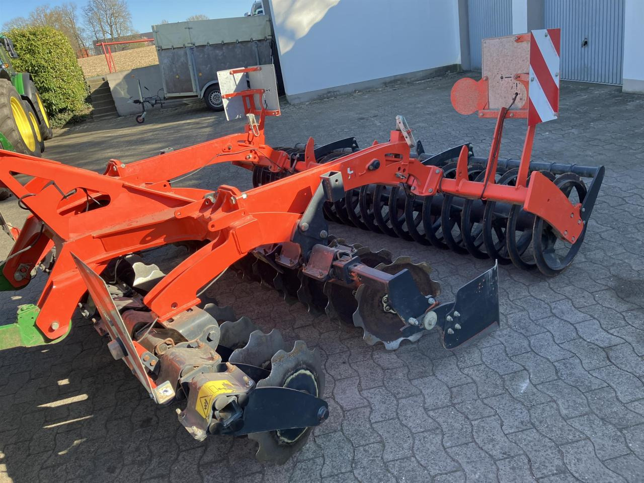Kuhn 303 - Disc harrow: picture 3 Kuhn 303 - Disc harrow: picture 3