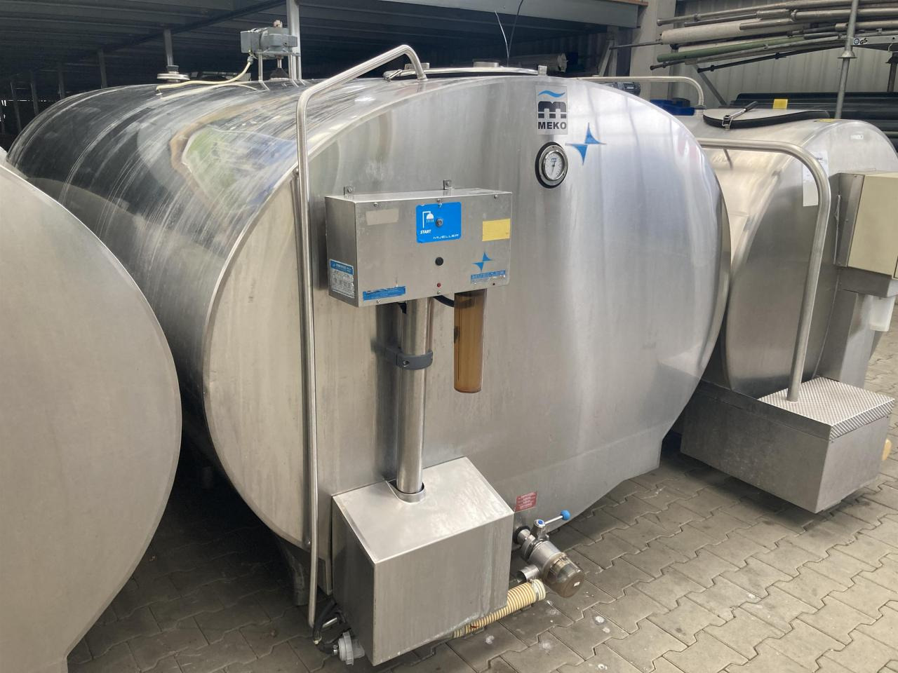Müller O-1750 - Milking equipment: picture 2 Müller O-1750 - Milking equipment: picture 2