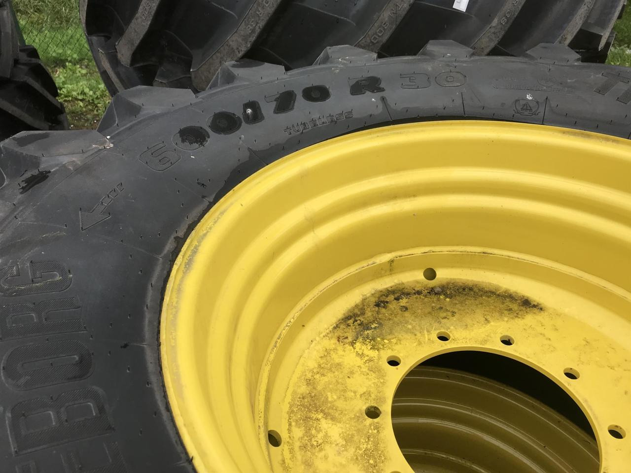 Trelleborg 600/70R30 - Tire for Agricultural machinery: picture 4 Trelleborg 600/70R30 - Tire for Agricultural machinery: picture 4