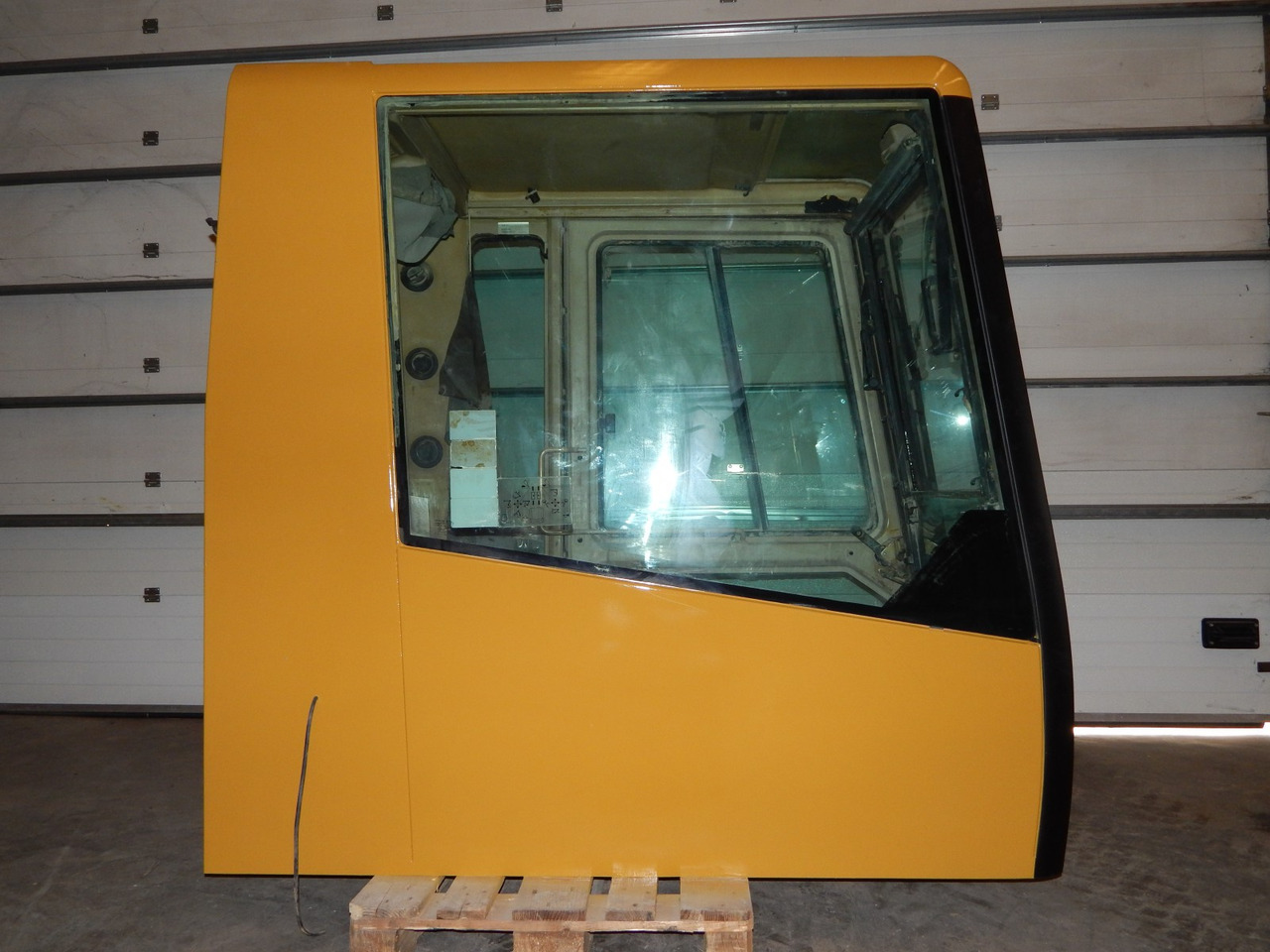 Cab ROPS CATERPILLAR 365B - Cab for Construction machinery: picture 4 Cab ROPS CATERPILLAR 365B - Cab for Construction machinery: picture 4