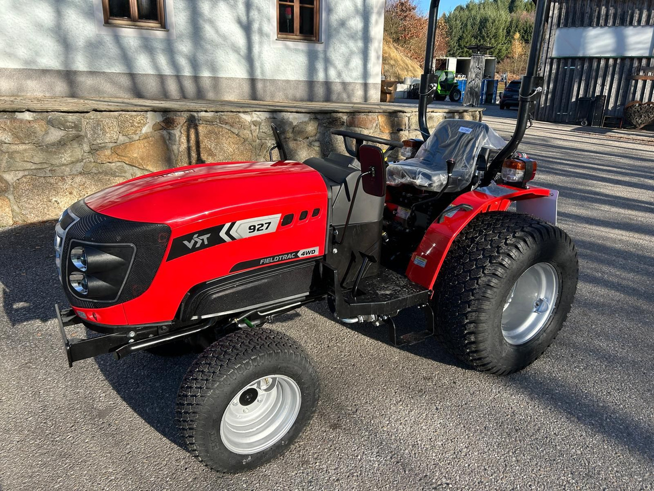 VST Fieldtrac 927 - Compact tractor: picture 1 VST Fieldtrac 927 - Compact tractor: picture 1
