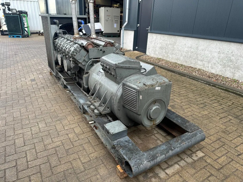 Baudouin Leroy Somer 300 kVA noodstroom generatorset ex Emergency - Generator set: picture 5 Baudouin Leroy Somer 300 kVA noodstroom generatorset ex Emergency - Generator set: picture 5