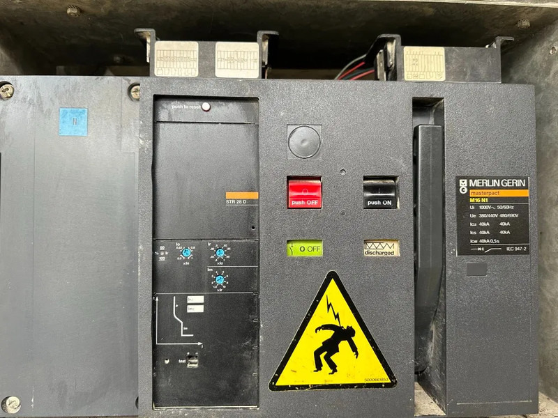 Generator set Cummins KTA 38 G5 Leroy Somer 1000 kVA Silent generatorset in container: picture 13 Generator set Cummins KTA 38 G5 Leroy Somer 1000 kVA Silent generatorset in container: picture 13