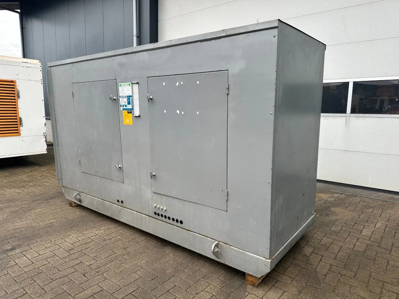 Cummins NT 855 G4 Leroy Somer 230 kVA Silent generatorset ex Emergency 370 hours ! - Generator set: picture 2 Cummins NT 855 G4 Leroy Somer 230 kVA Silent generatorset ex Emergency 370 hours ! - Generator set: picture 2
